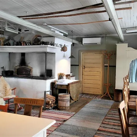 Farm stay Taattisten Tila Merimasku