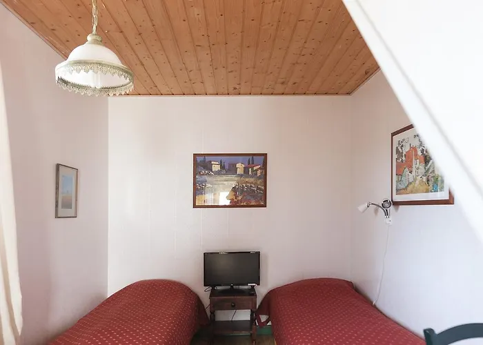 Maatilamajoitukset Taattisten Tila