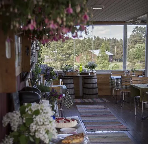 Maatilamajoitukset Taattisten Tila Merimasku